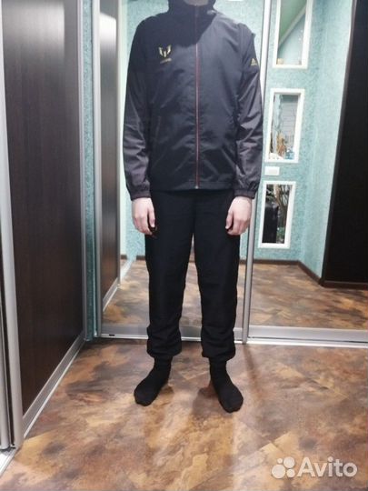 Спортивный костюм