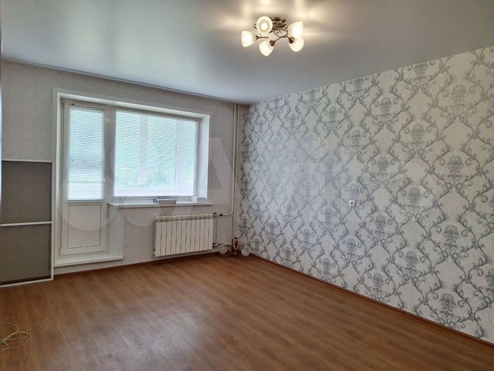 2-к. квартира, 54 м², 4/9 эт.