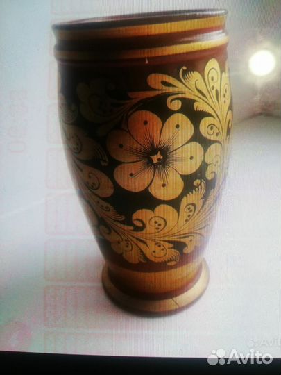 Маленькая вазочка дерево