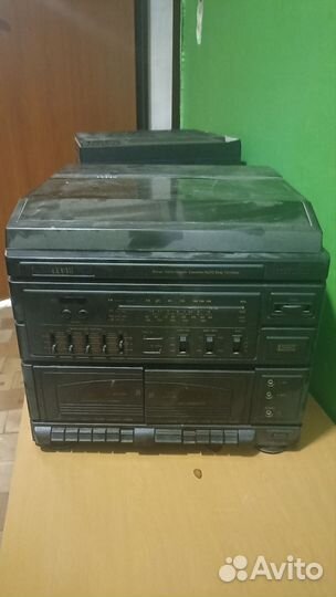 Музыкальный центр