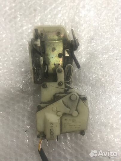 Замок двери задний левый Honda Orthia EL3 B20B