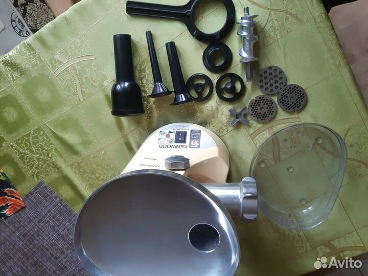 Мясорубка электрическая Kenwood