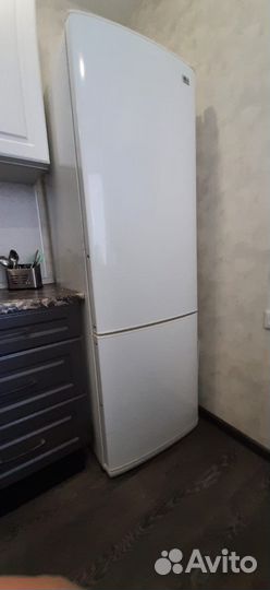 Холодильник бу LG