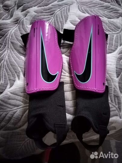 Щитки футбольные детские nike