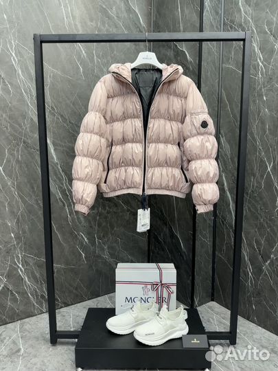 Пуховик Moncler женский