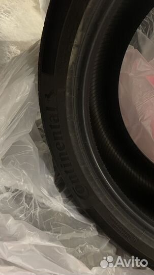 Continental MaxContact MC6 235/45 R18 98V