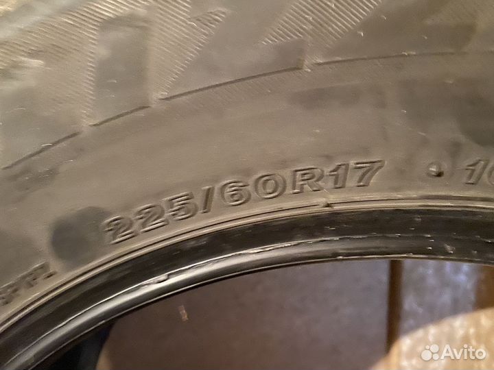 Bridgestone Sneaker 225/60 R17