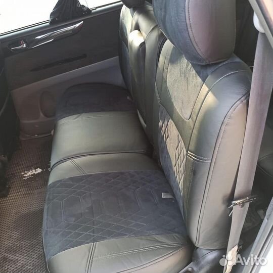 Авточехлы Тойота Приус 50