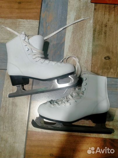 Коньки фигурные 37 размер бу