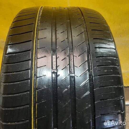 Winrun R330 275/35 R20