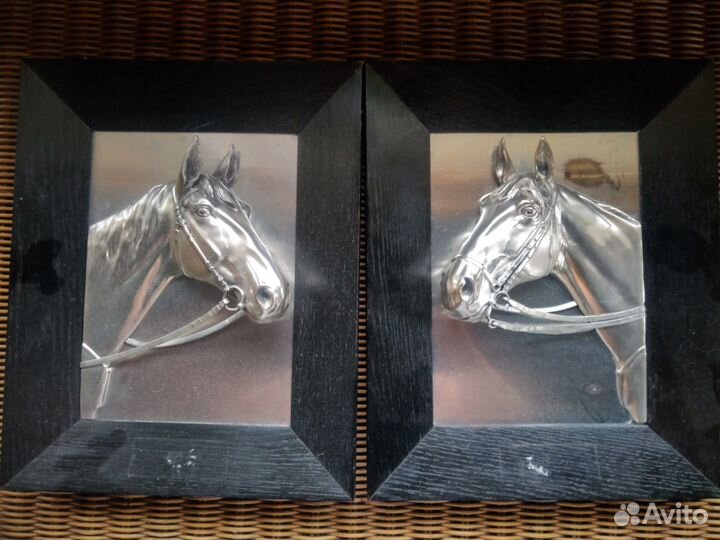 Две 3d картины с лошадьми