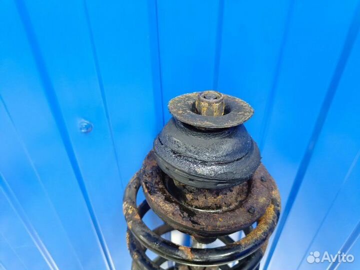 Амортизатор передний правый Chevrolet Aveo T200