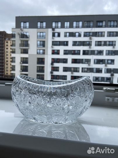 Хрустальная вазочка-салатница