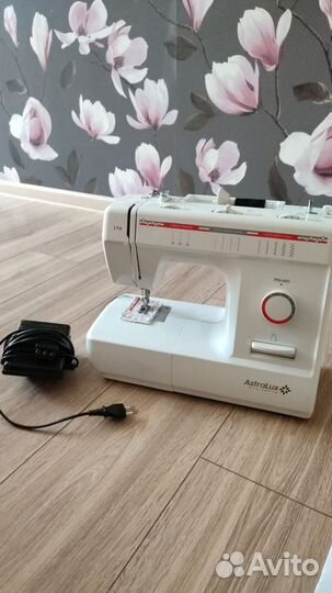 Швейная машинка astralux
