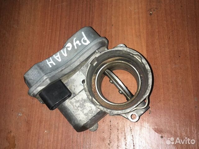 Дроссельная заслонка 03G128063B 2.0tdi
