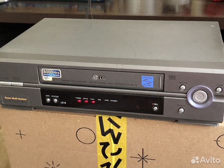 Видеоплеер (Видеомагнитофон) LG L218
