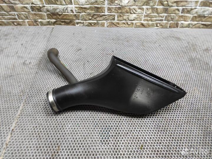 Воздухозаборник передний правый Mercedes-Benz