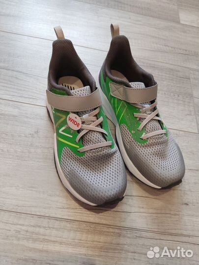 Нью баланс 24,5 см