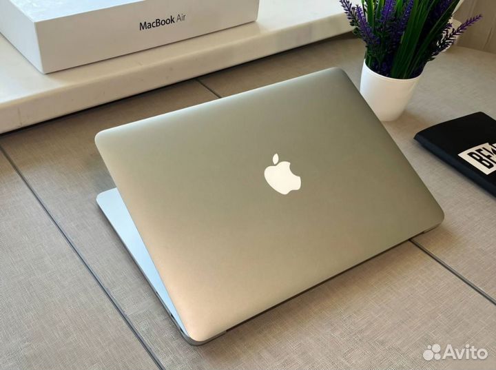 Apple MacBook Air