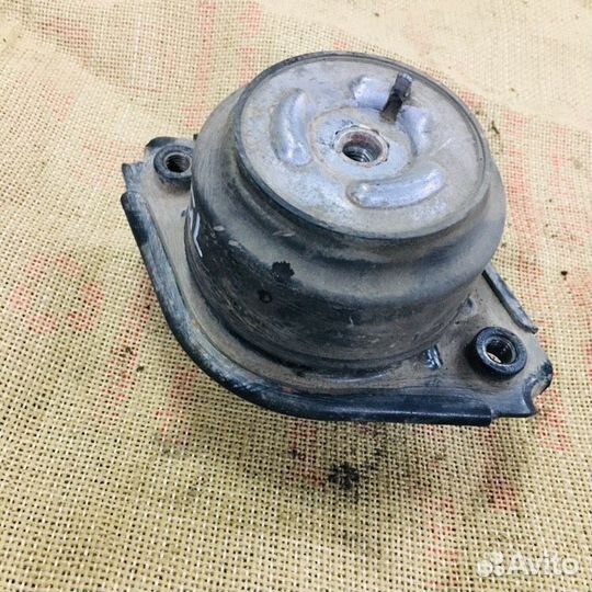 Подушка двигателя Mercedes w164 M273