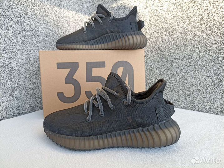 Кроссовки adidas yeezy boost 350 (р-р 40)