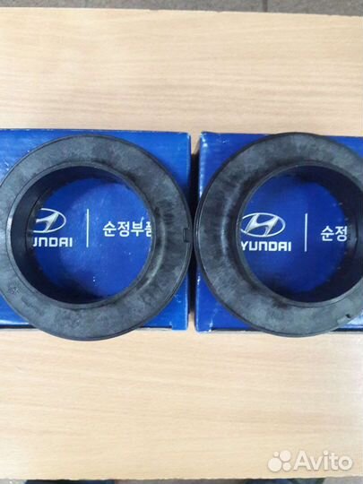 Опора амортизатора