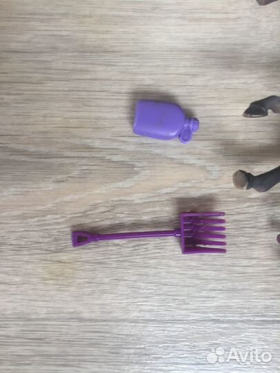 Фигурки лошадок, куклы/наездницы