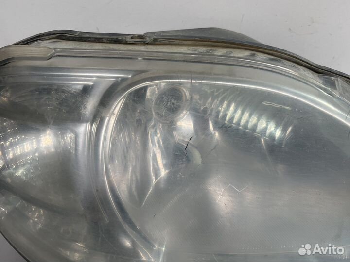 Фара правая лада Ларгус Рено Логан 1