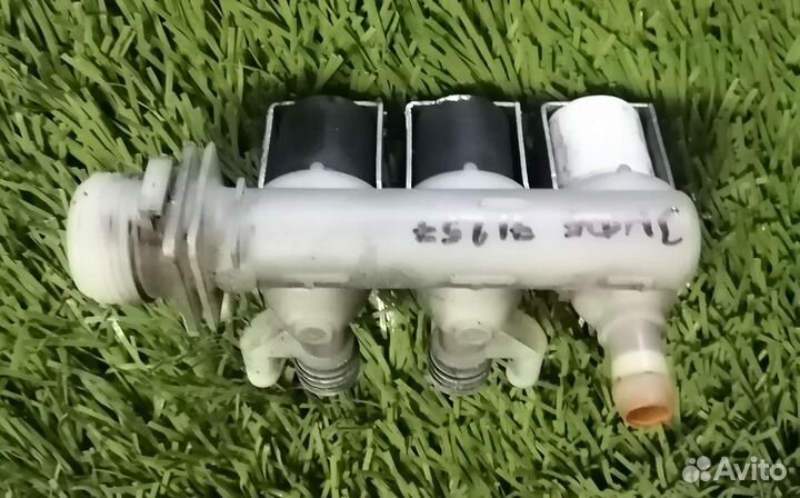 Заливной клапан Indesit 16002172201