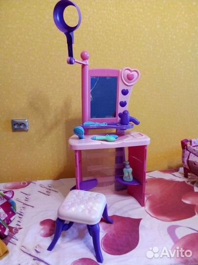 Зеркало трюмо для девочки