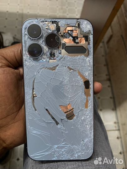 Ремонт iPhone iPad MacBook