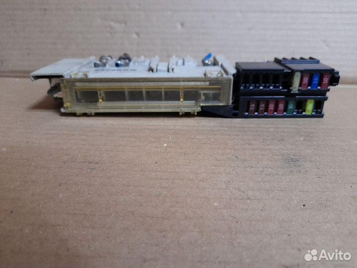 Блок предохранителей Toyota 82620-12280