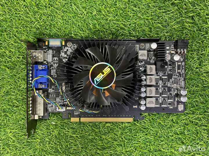 Видеокарта Asus GeForce GTX 550 Ti 1Gb gddr5