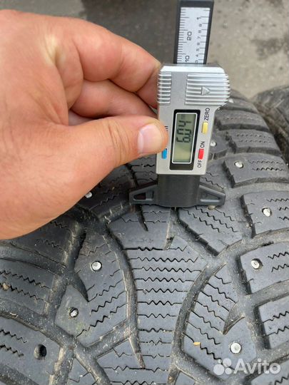 Continental Conti4x4IceContact 235/65 R17 108Q