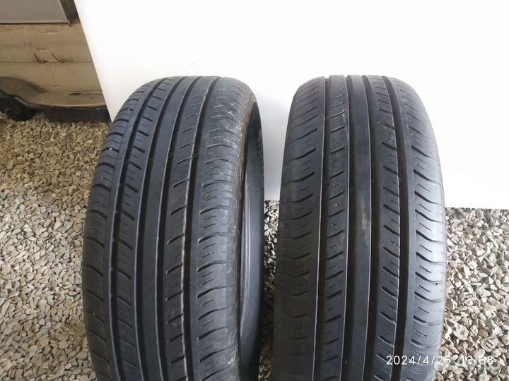 Hankook Optimo ME02 215/65 R15
