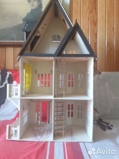 Кукольный домик
