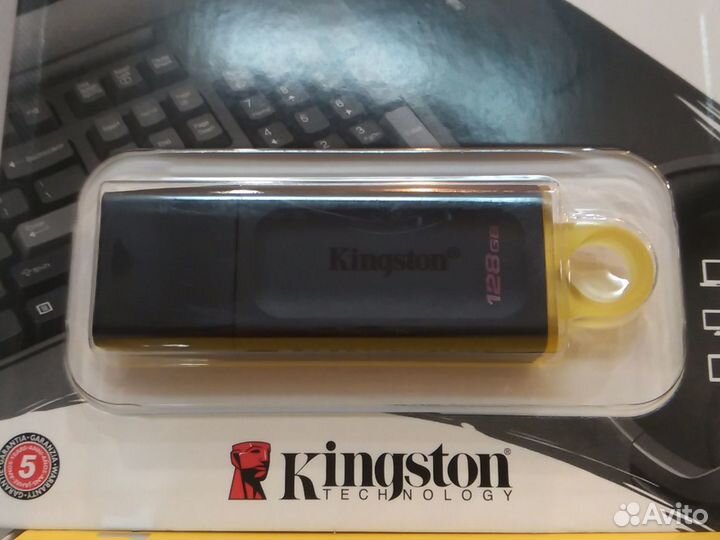 DataTraveler Exodia 128GB USB 3.2 Gen 1 DTX