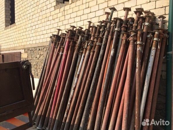 Прокат стоек и зажимов для монолита опалубки