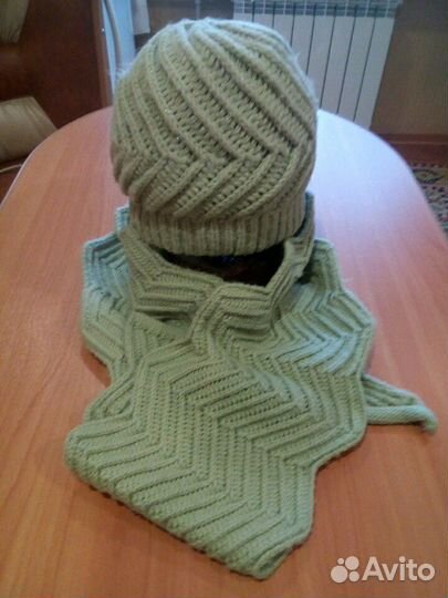 Комплект шапка и шарф женские р56