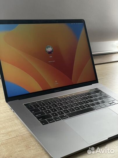 Apple MacBook Pro 15 2019 intel core i9