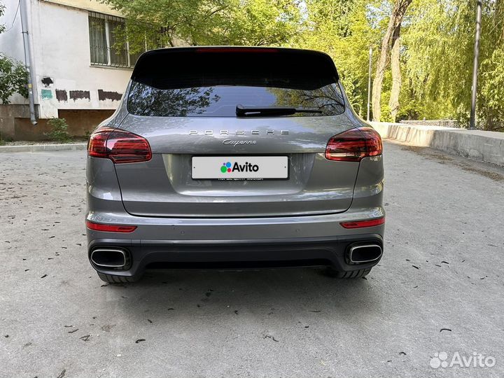 Porsche Cayenne, 2015