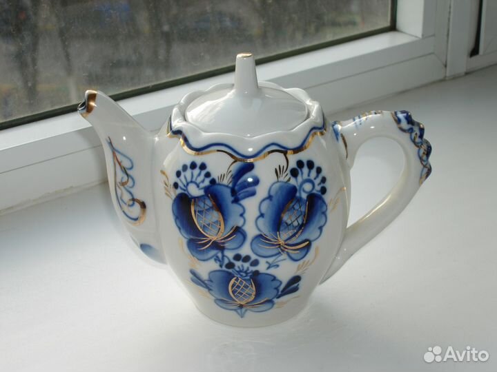 Чайник. Гжель. Позолота. СССР Экспортный вариант