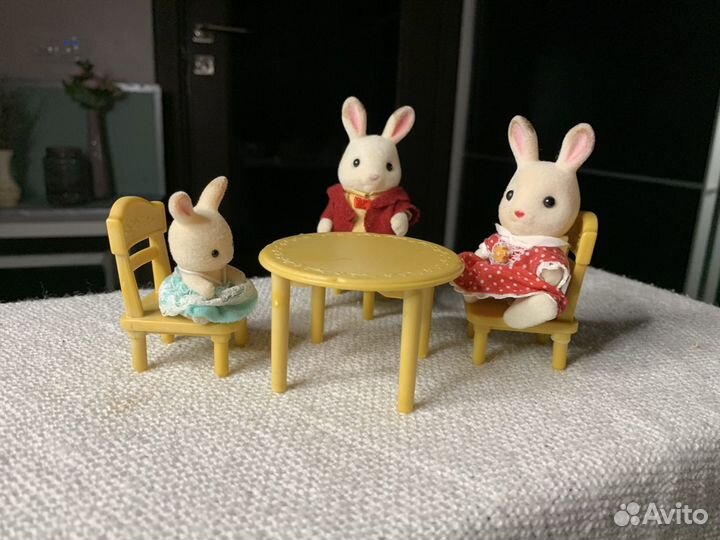 Sylvanian Families «Обеденный стол»