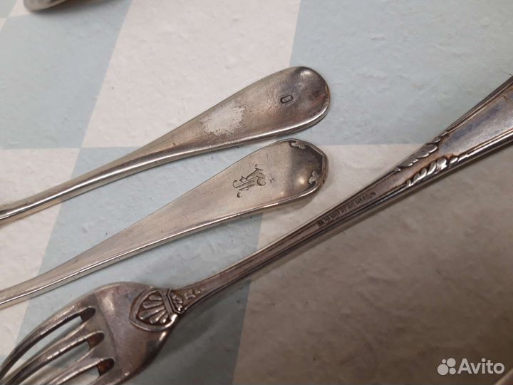 Старинные вилки ножи ложки