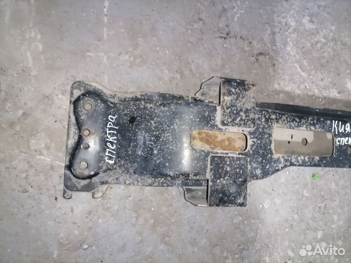 Подрамник задний Kia Spectra