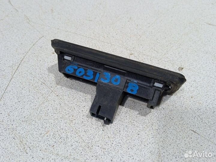 Кнопка Шкода Fabia 2 5J