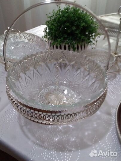 Набор сервировочной посуды для приемов