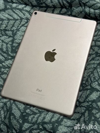 iPad pro 9,7 32 gb с симкой