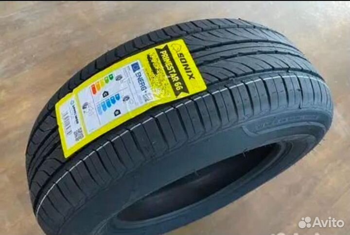 Sonix Primestar 66 215/55 R16 93V