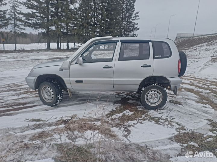 Chevrolet Niva 1.7 МТ, 2003, 250 000 км